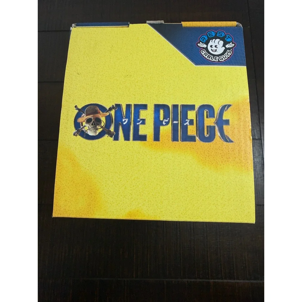 One Piece Luffy Bounty Edition‎ Cable Guy Controller Phone Holder Netflix Anime